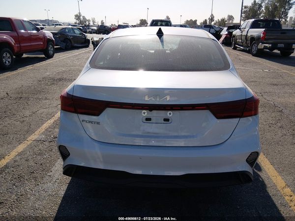 2023 KIA FORTE LXS