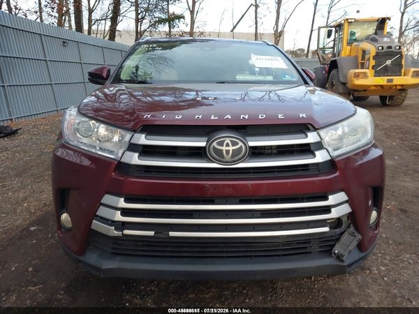 2018 TOYOTA HIGHLANDER XLE