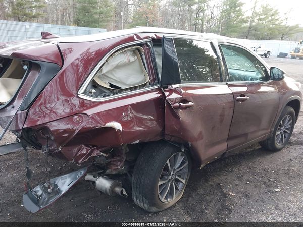 2018 TOYOTA HIGHLANDER XLE