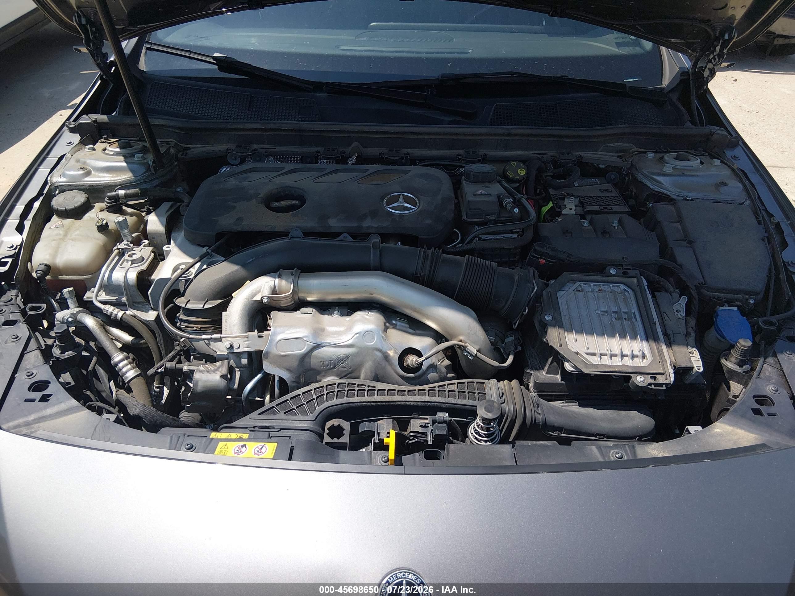 2025 MERCEDES-BENZ CLA 250 COUPE 4MATIC
