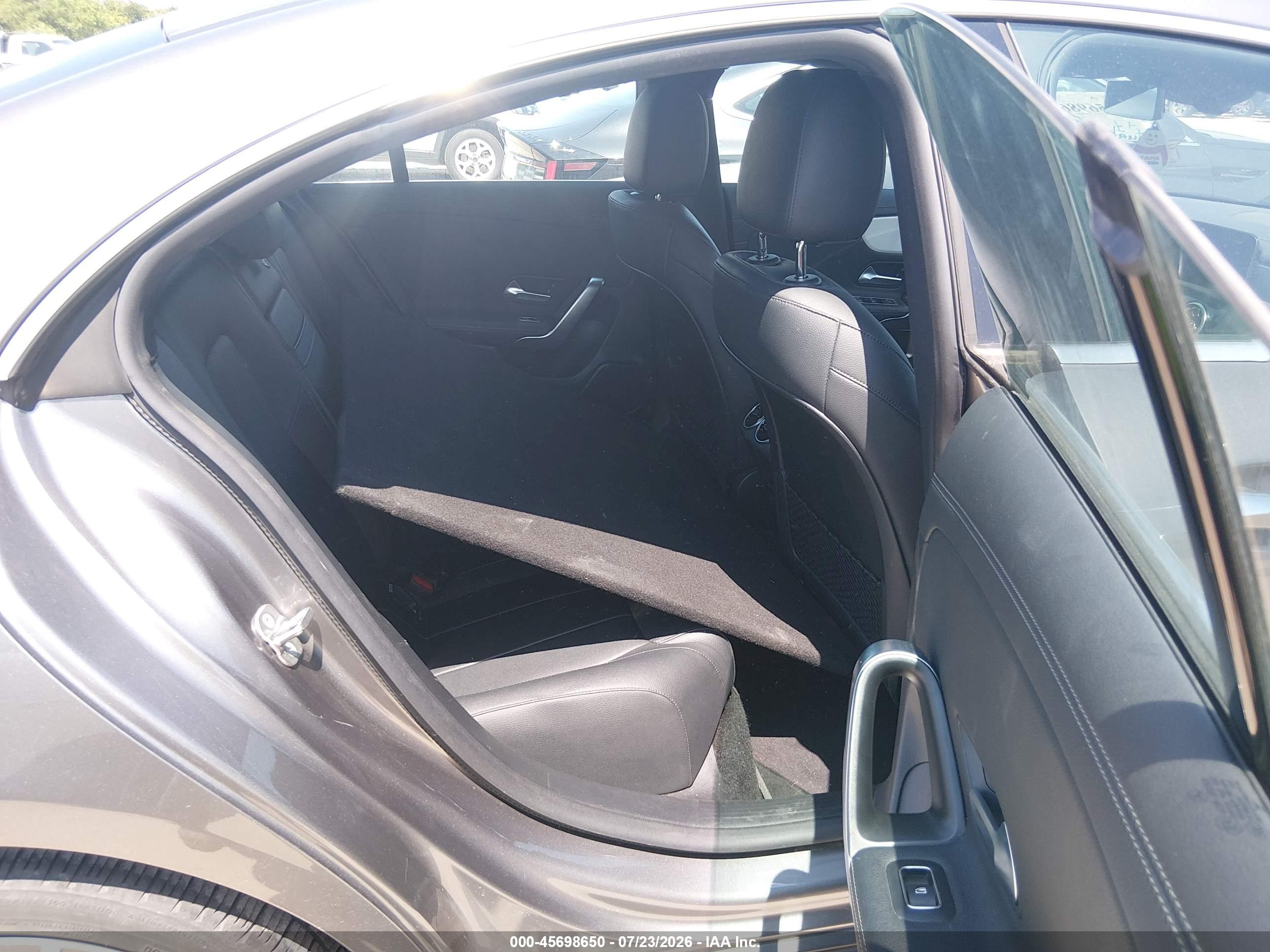 2025 MERCEDES-BENZ CLA 250 COUPE 4MATIC
