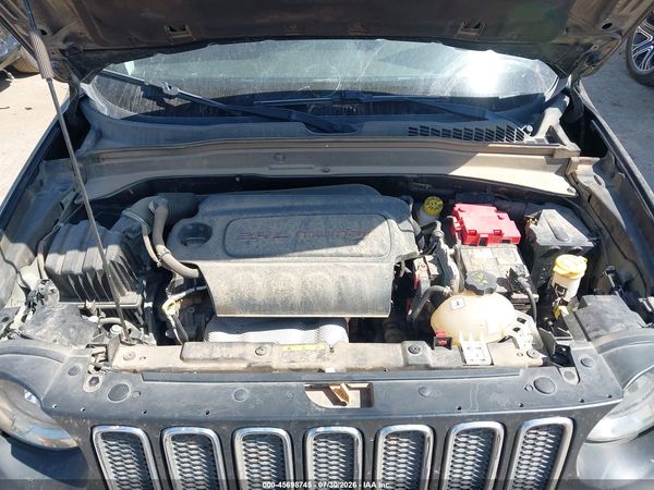 2018 JEEP RENEGADE LATITUDE FWD