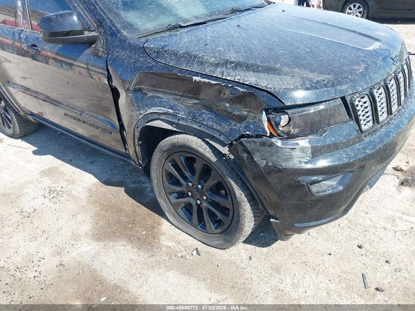 2017 JEEP GRAND CHEROKEE ALTITUDE