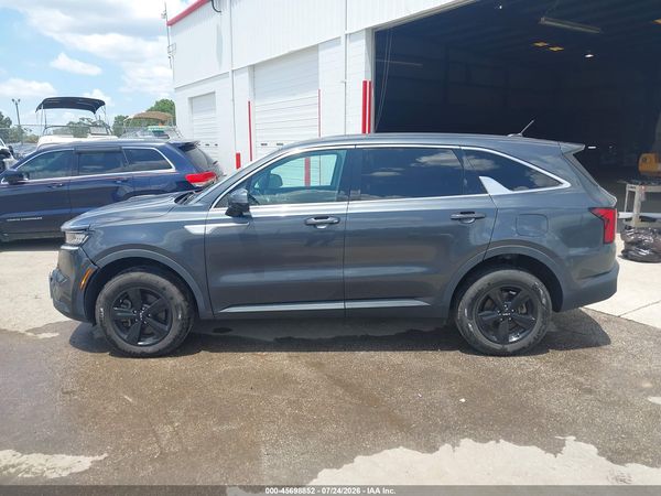 2022 KIA SORENTO LX