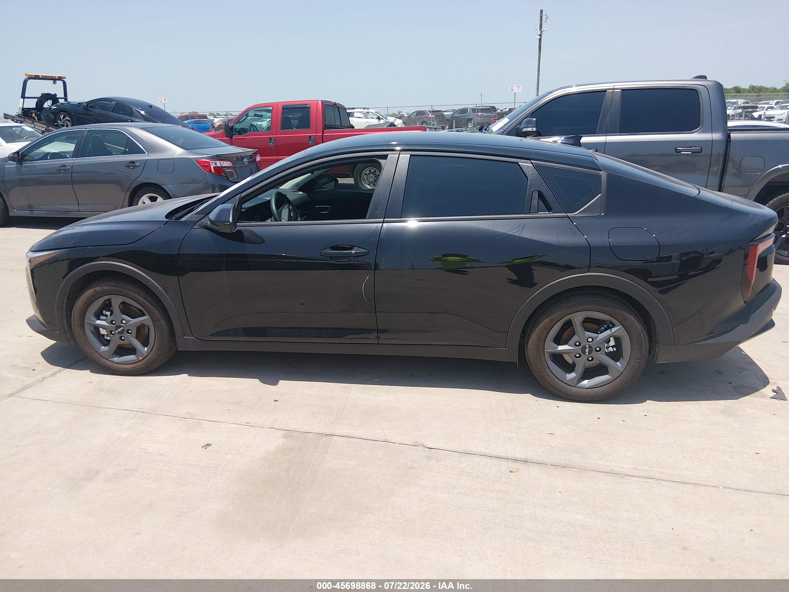 2026 KIA K4 LXS