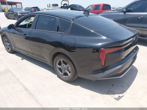2026 KIA K4 LXS