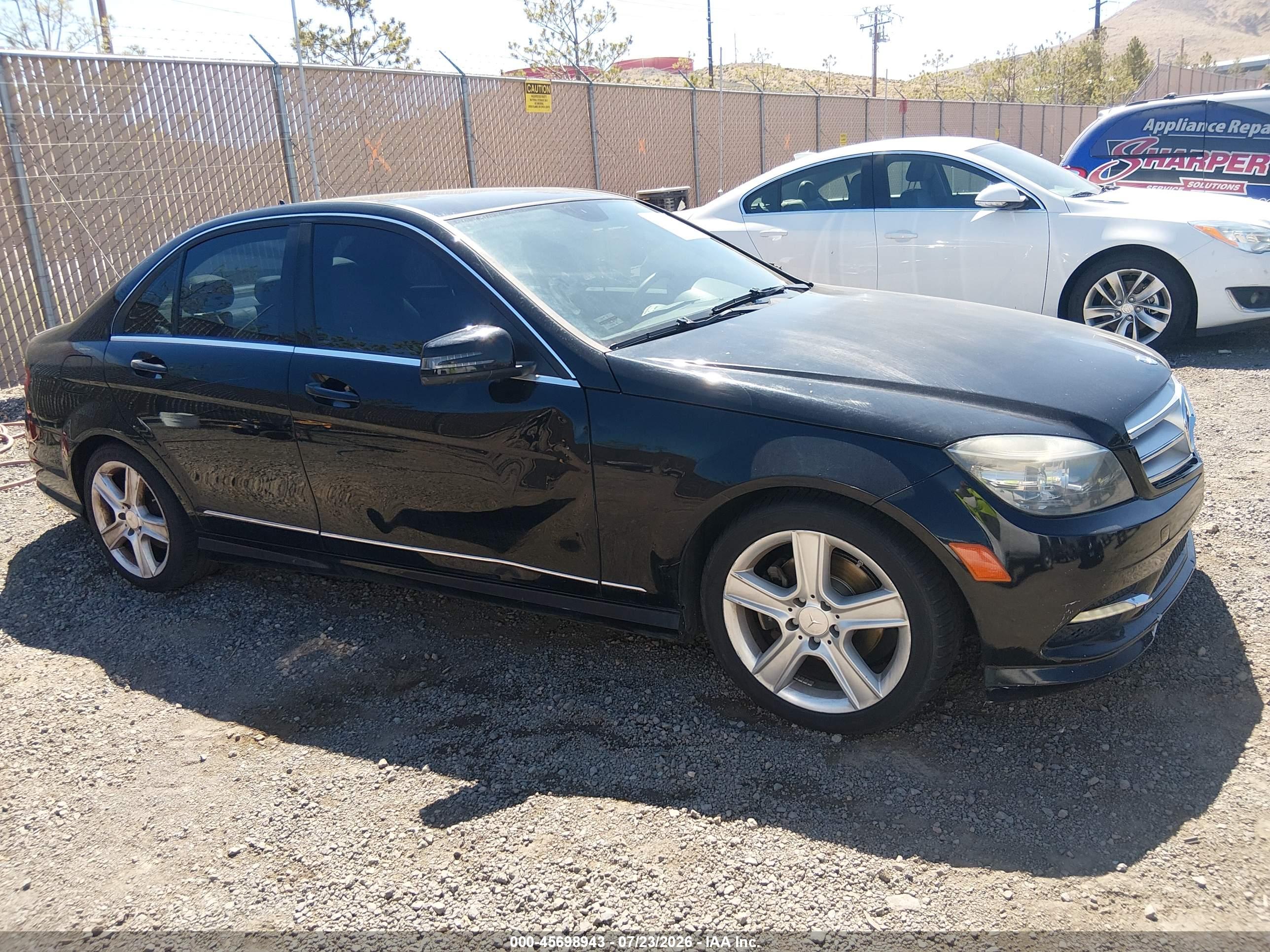 2011 MERCEDES-BENZ C 300 C300