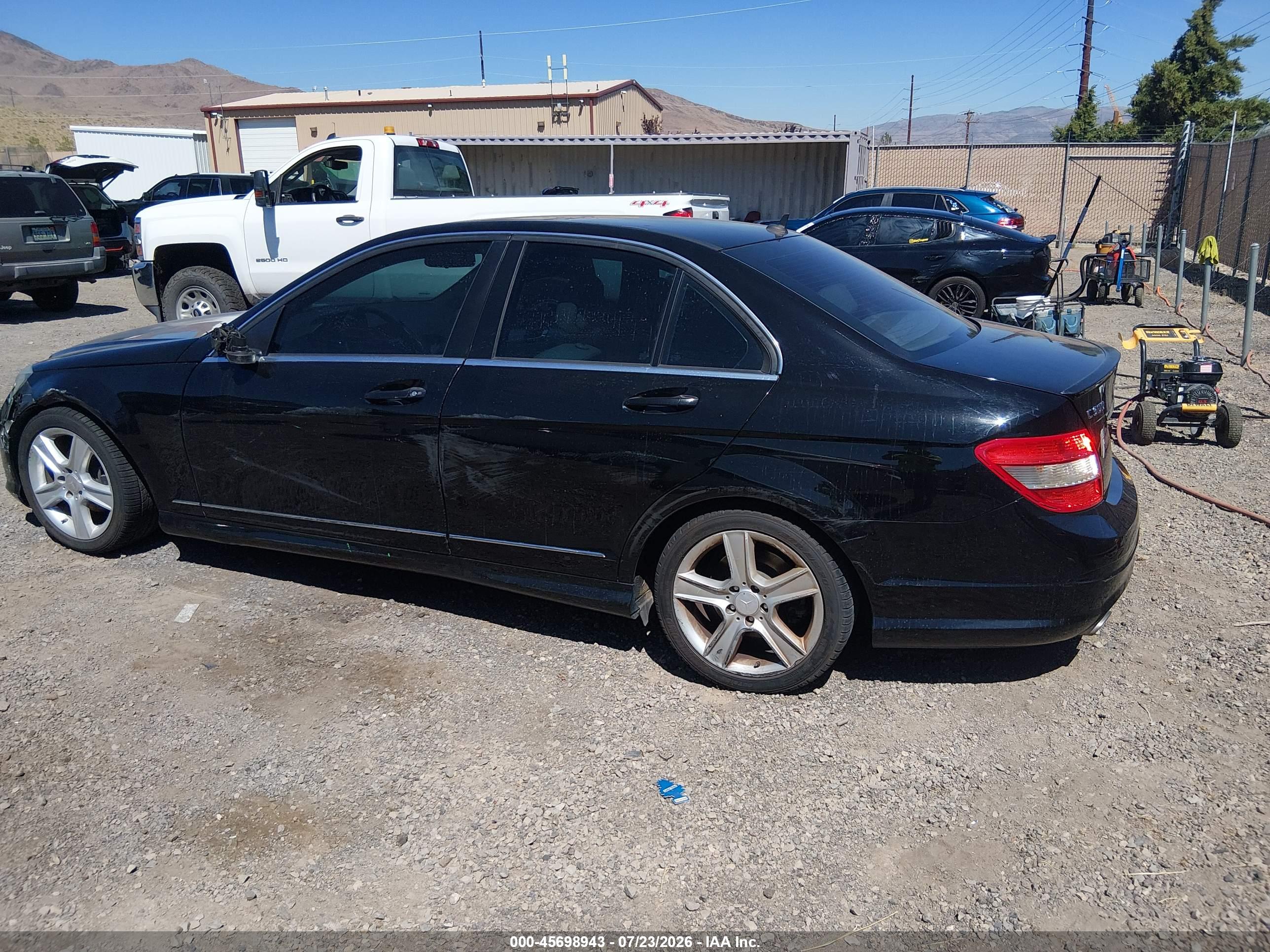 2011 MERCEDES-BENZ C 300 C300