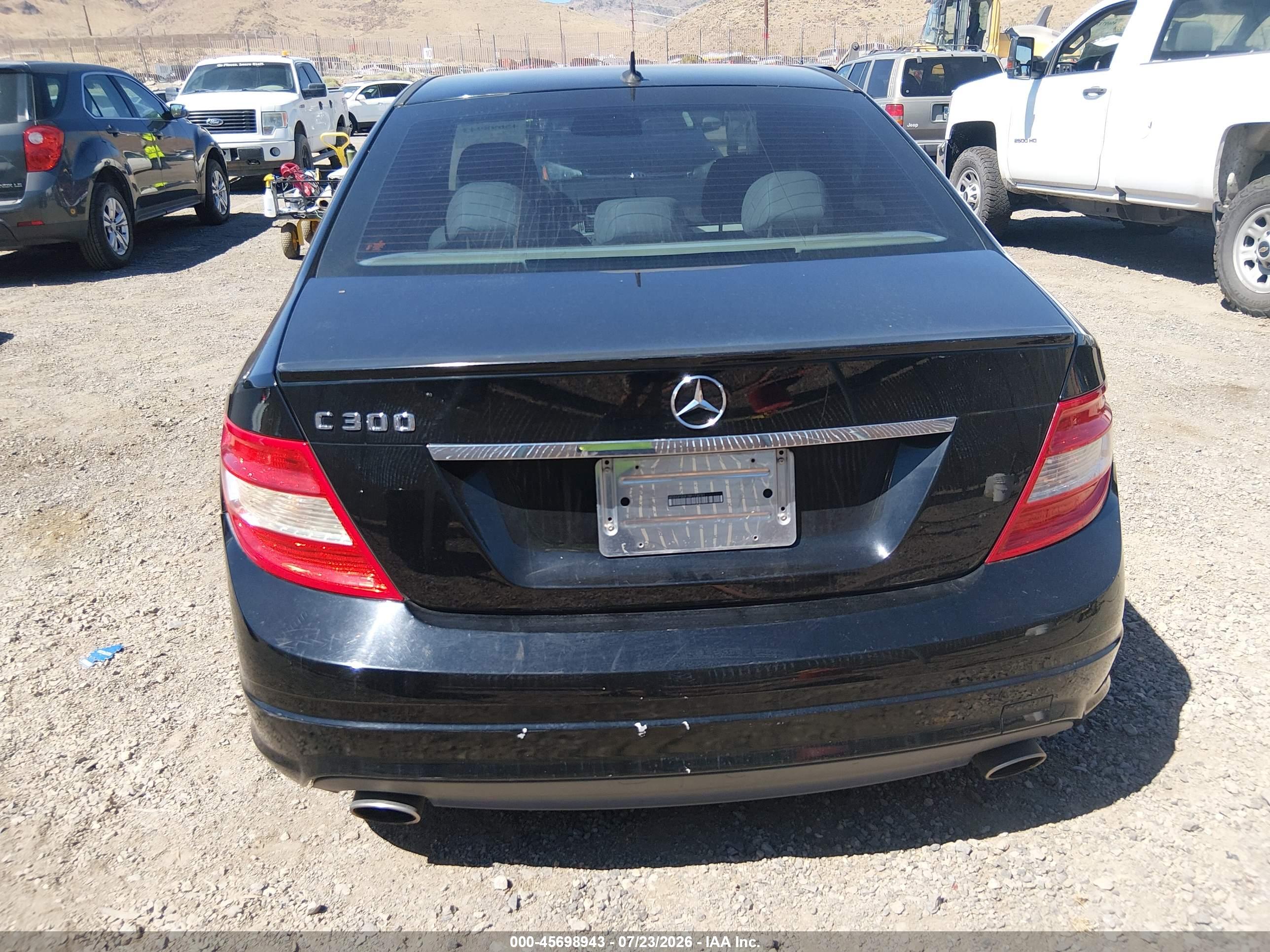 2011 MERCEDES-BENZ C 300 C300