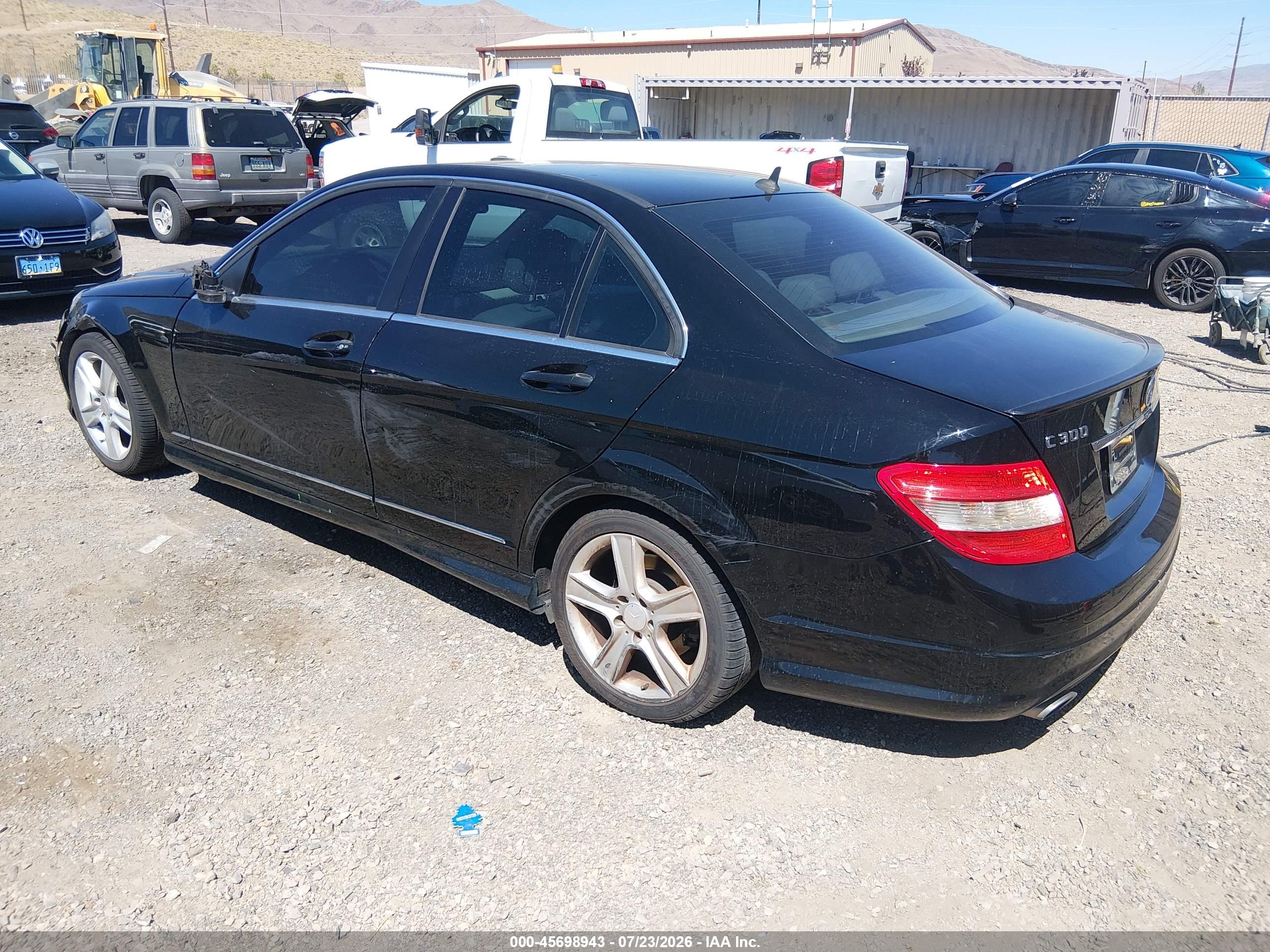 2011 MERCEDES-BENZ C 300 C300