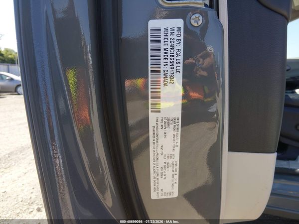2022 CHRYSLER PACIFICA TOURING L — I9