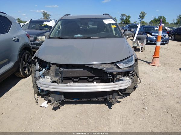 2022 CHRYSLER PACIFICA TOURING L — I115
