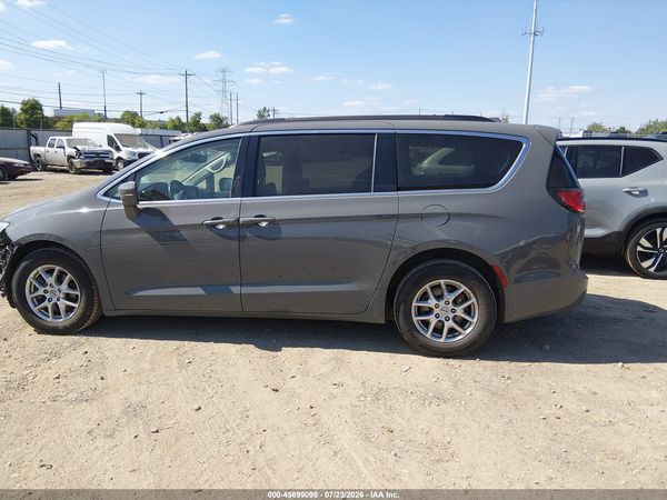 2022 CHRYSLER PACIFICA TOURING L — I117