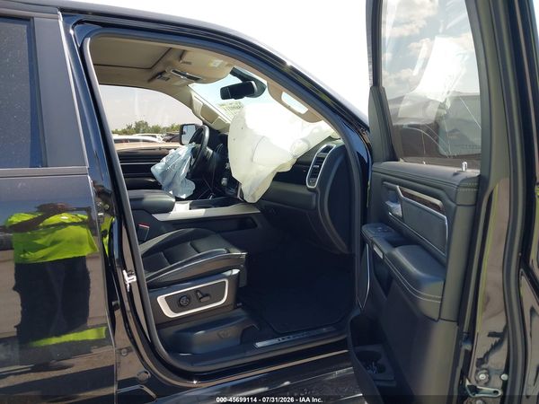 2020 RAM 1500 LARAMIE  4X2 5'7 BOX