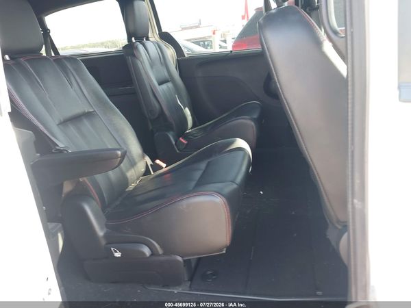 2019 DODGE GRAND CARAVAN GT — I8
