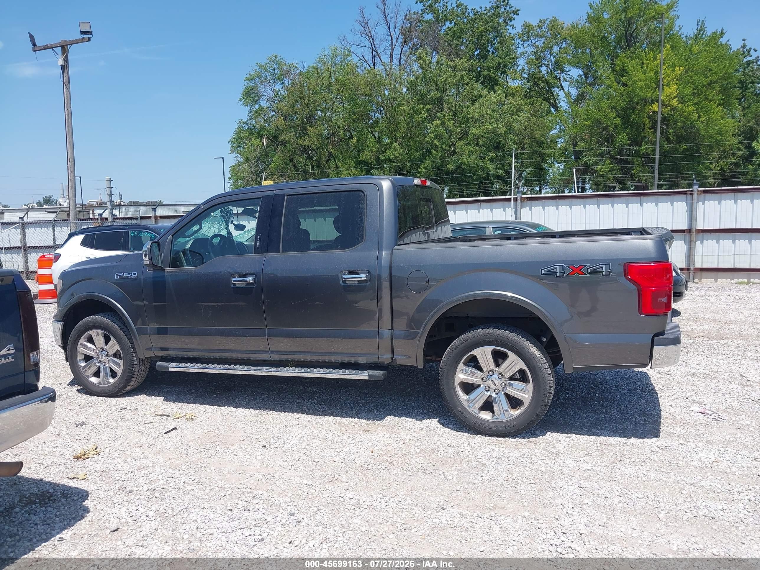 2018 FORD F-150 LARIAT
