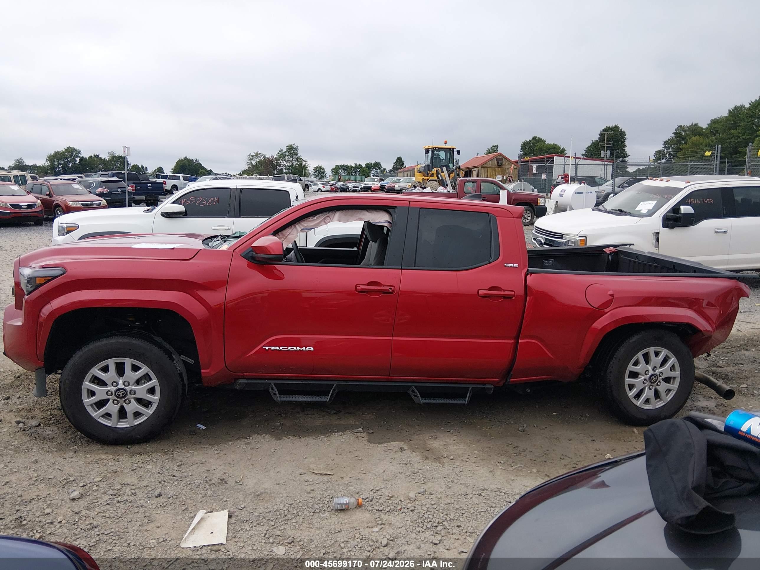 2025 TOYOTA TACOMA SR5