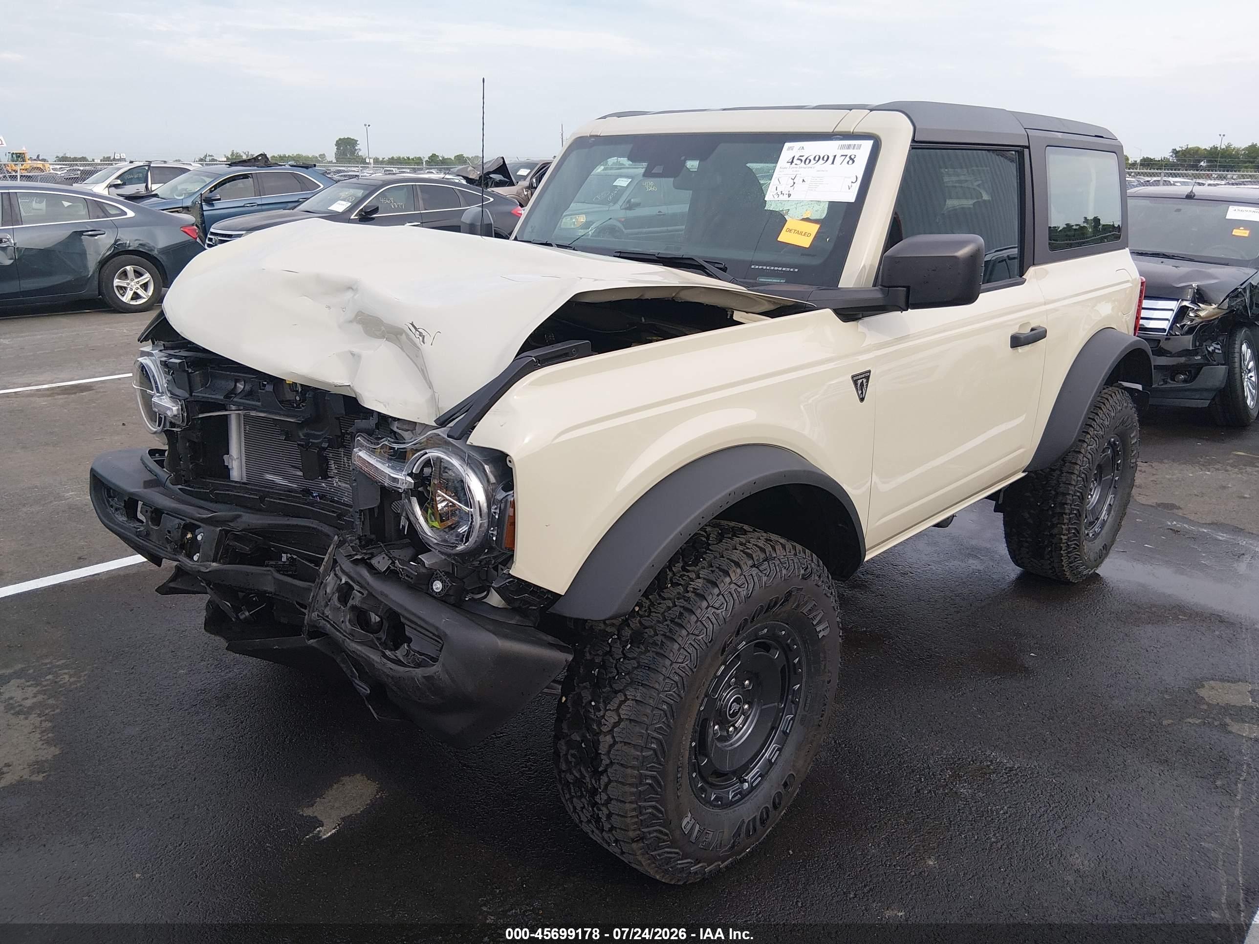 2025 FORD BRONCO Base — I2
