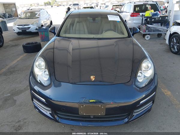 2015 PORSCHE PANAMERA 4S