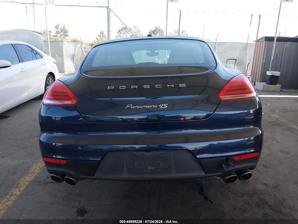 2015 PORSCHE PANAMERA 4S