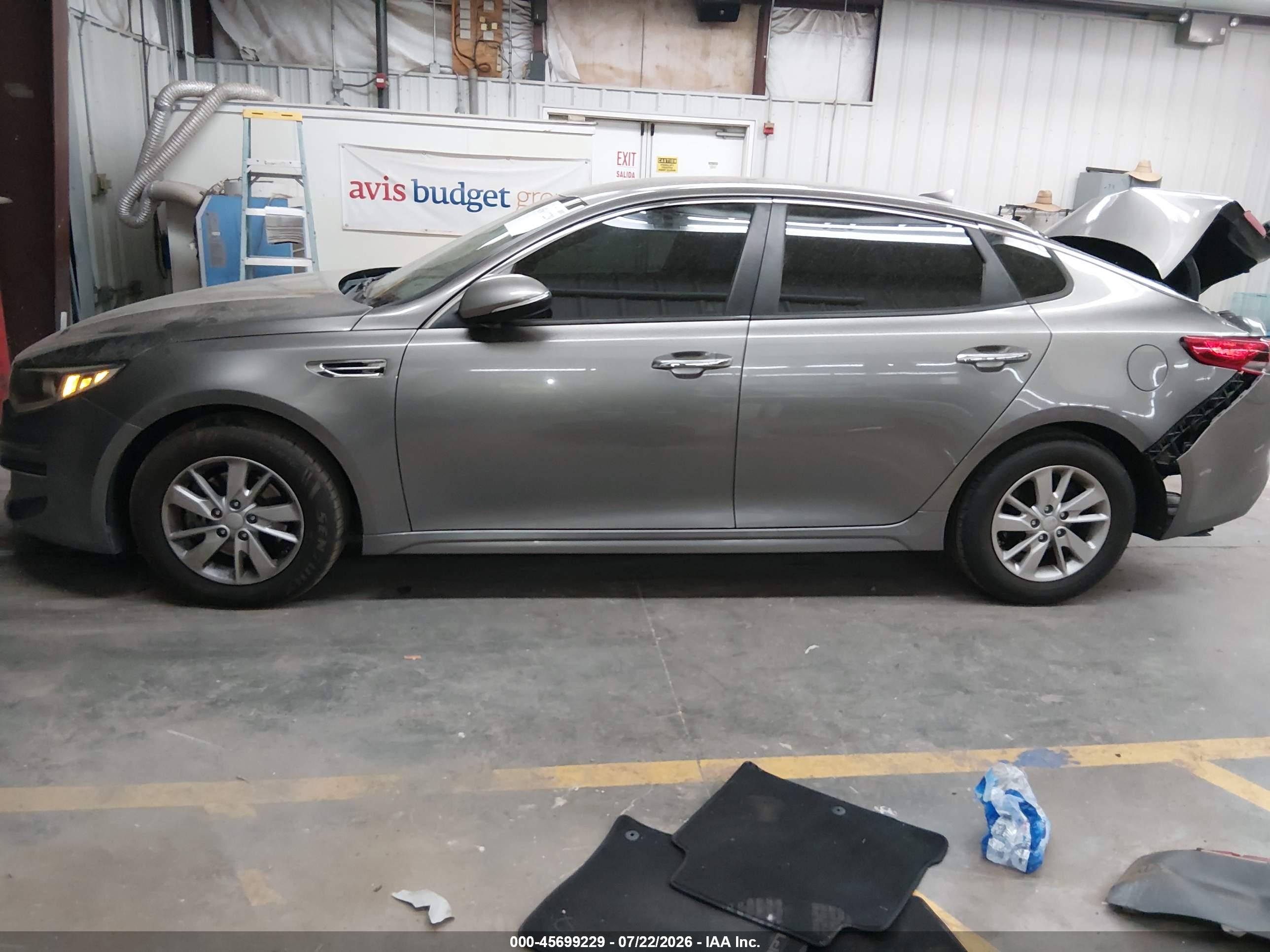 2017 KIA OPTIMA LX