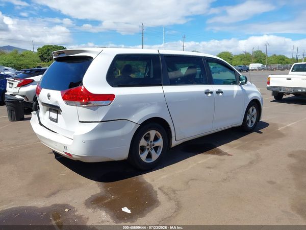 2014 TOYOTA SIENNA L V6 7 PASSENGER — I4