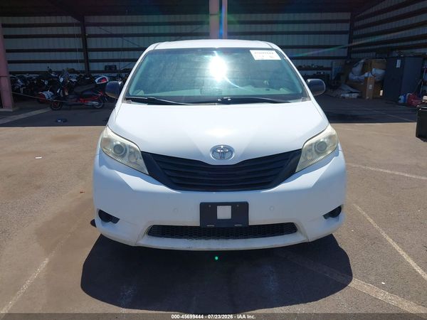 2014 TOYOTA SIENNA L V6 7 PASSENGER — I115