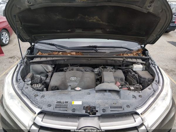 2019 TOYOTA HIGHLANDER XLE