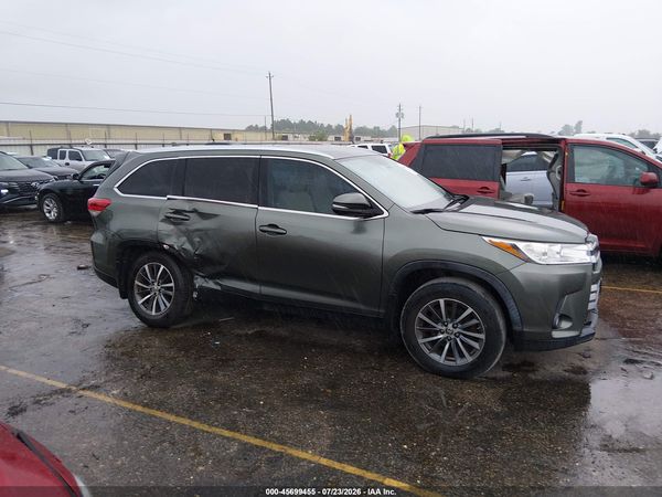 2019 TOYOTA HIGHLANDER XLE