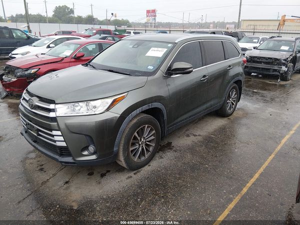 2019 TOYOTA HIGHLANDER XLE