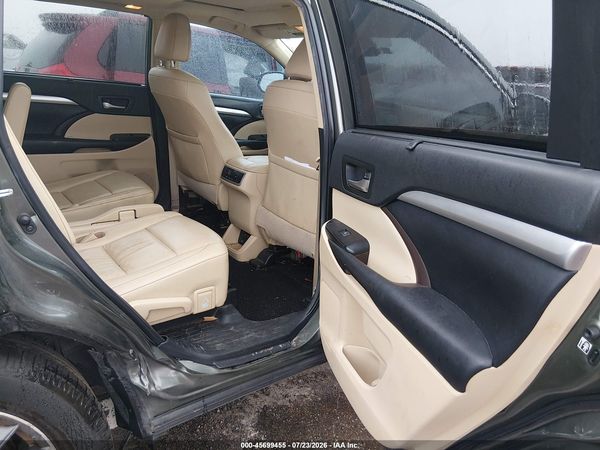 2019 TOYOTA HIGHLANDER XLE