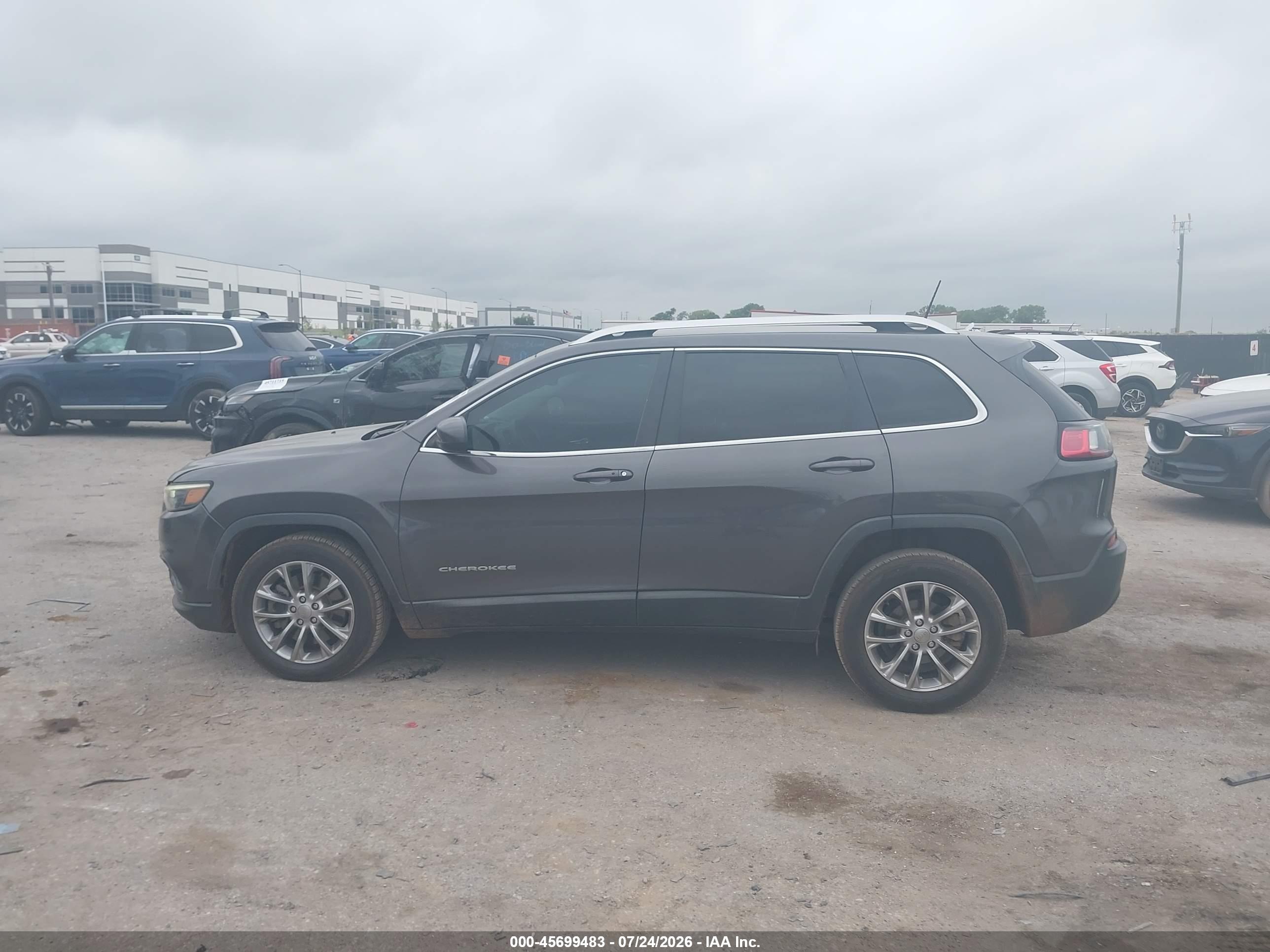 2019 JEEP CHEROKEE LATITUDE PLUS FWD