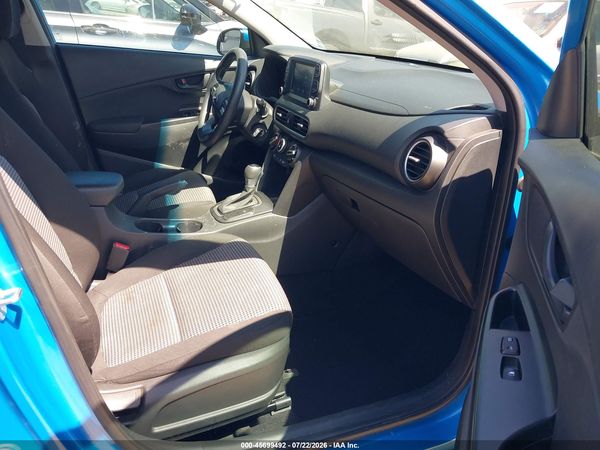 2020 HYUNDAI KONA SE