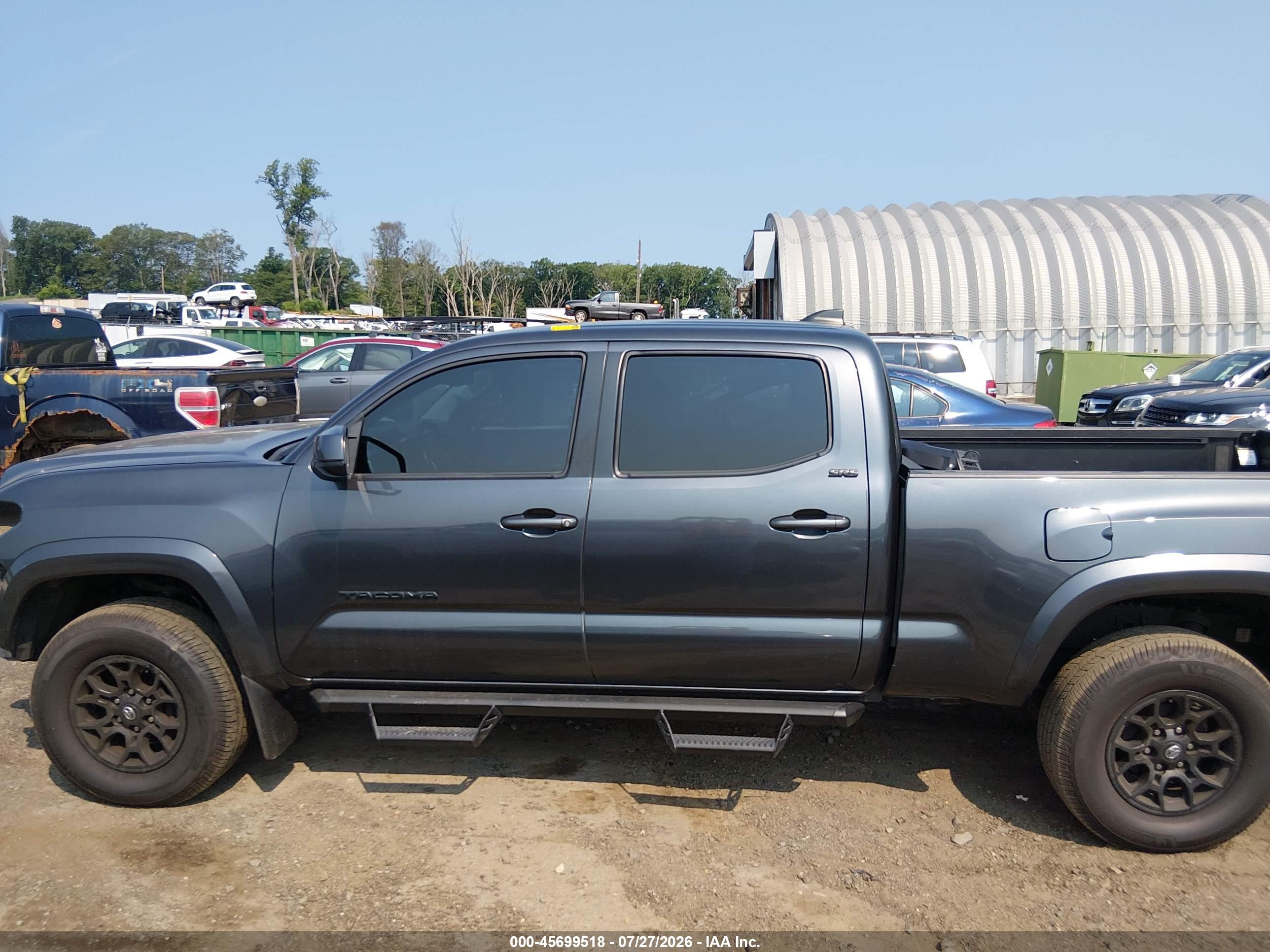 2022 TOYOTA TACOMA SR5 V6