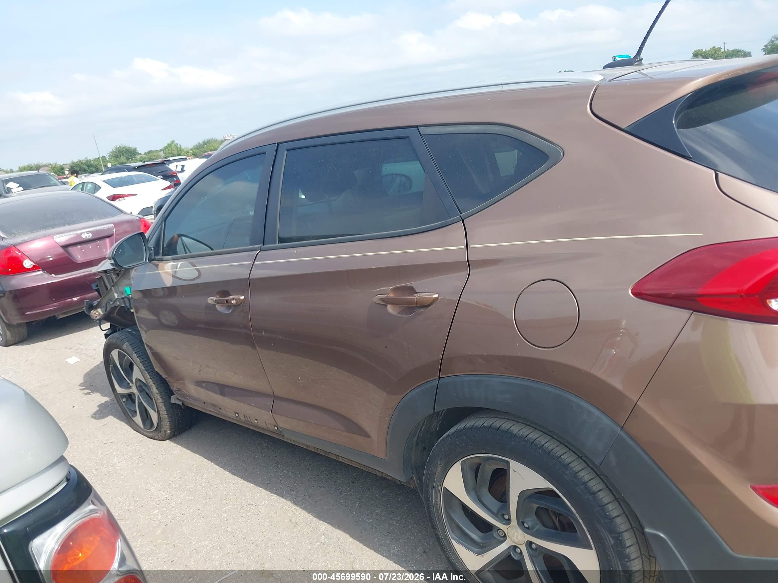 2016 HYUNDAI TUCSON SPORT