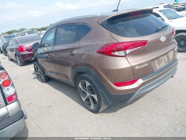 2016 HYUNDAI TUCSON SPORT