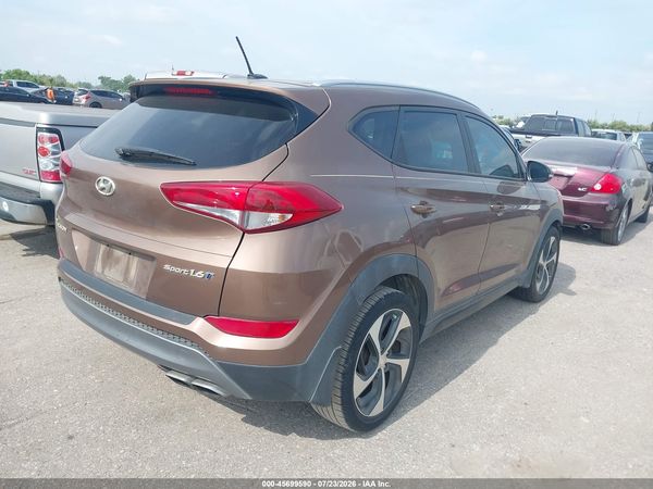 2016 HYUNDAI TUCSON SPORT