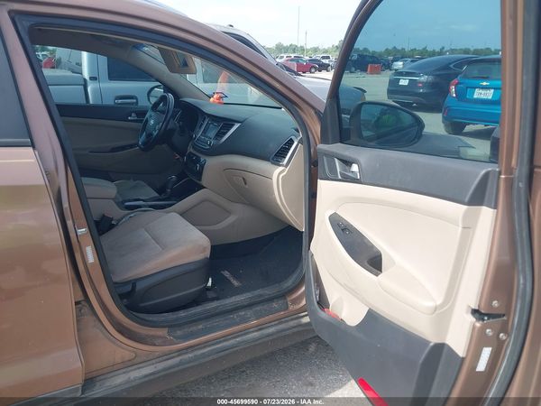 2016 HYUNDAI TUCSON SPORT
