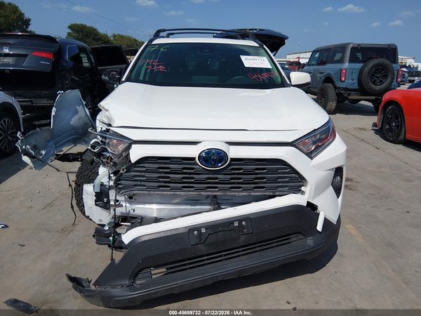 2020 TOYOTA RAV4 HYBRID XLE