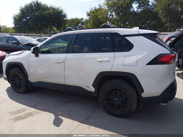 2020 TOYOTA RAV4 HYBRID XLE