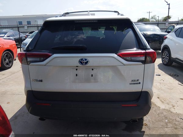 2020 TOYOTA RAV4 HYBRID XLE
