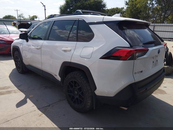 2020 TOYOTA RAV4 HYBRID XLE