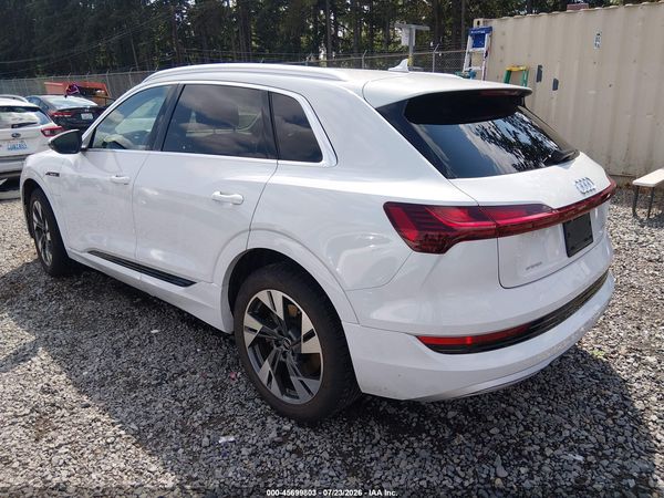 2023 AUDI E-TRON PREMIUM QUATTRO — I3