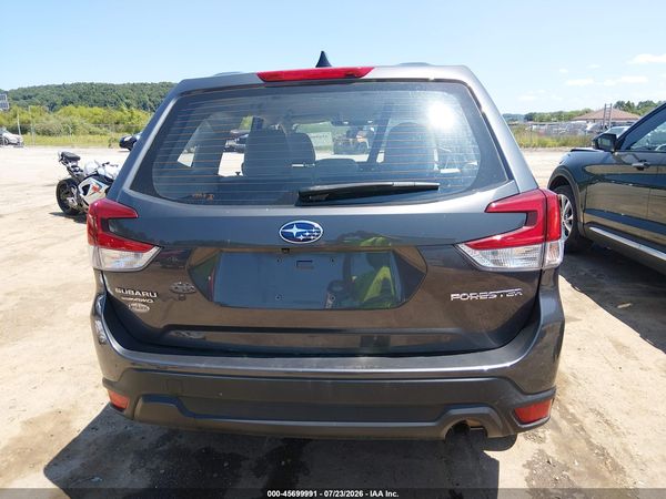 2024 SUBARU FORESTER Base