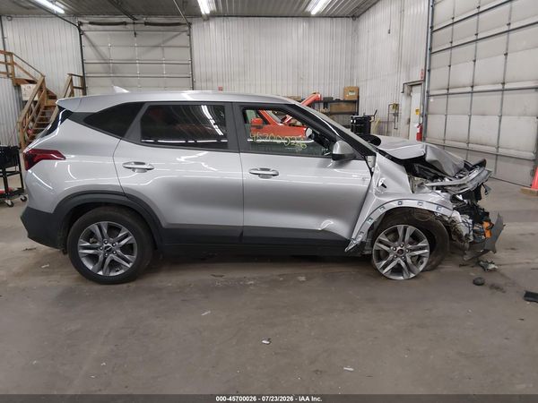 2022 KIA SELTOS LX