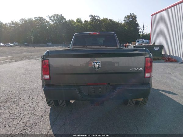 2016 RAM 3500 TRADESMAN