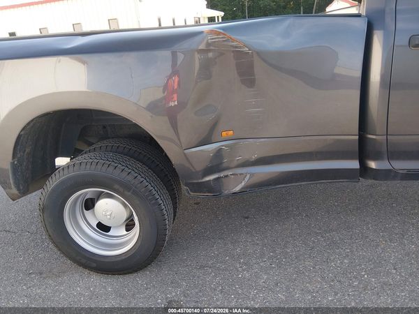 2016 RAM 3500 TRADESMAN