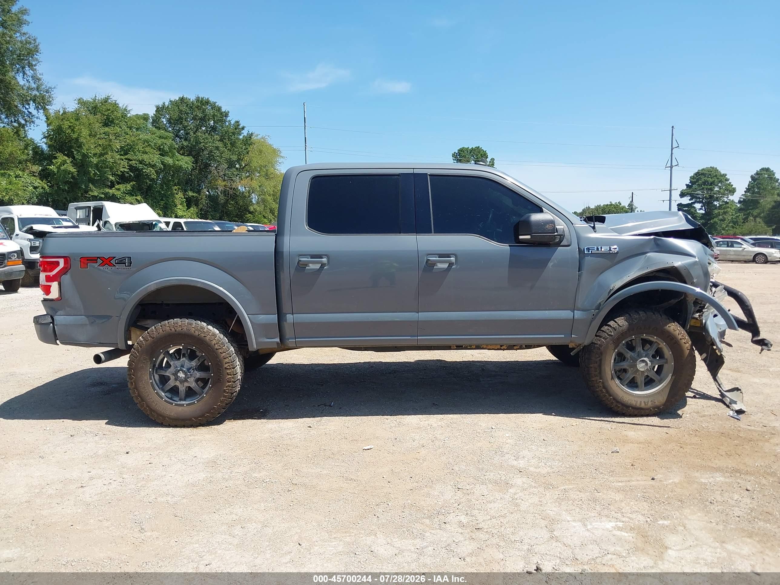 2019 FORD F-150 XLT