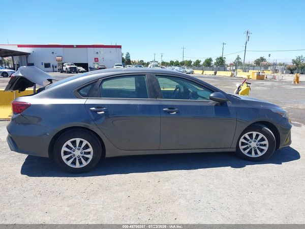 2023 KIA FORTE LX