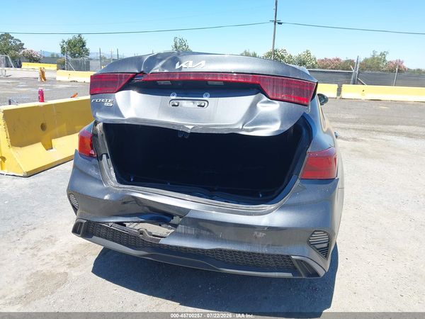 2023 KIA FORTE LX